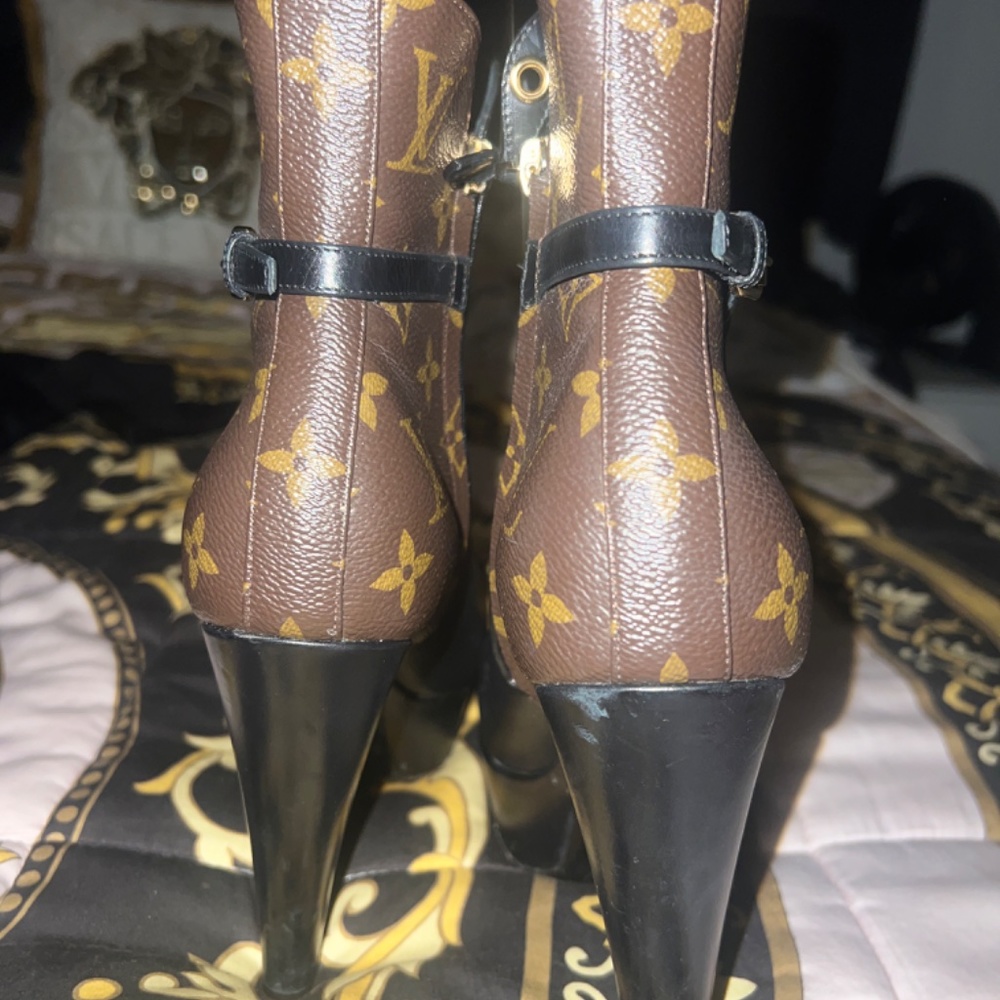 Receipt included Louis Vuitton boots afterglow sz38 - Picture 6 of 8